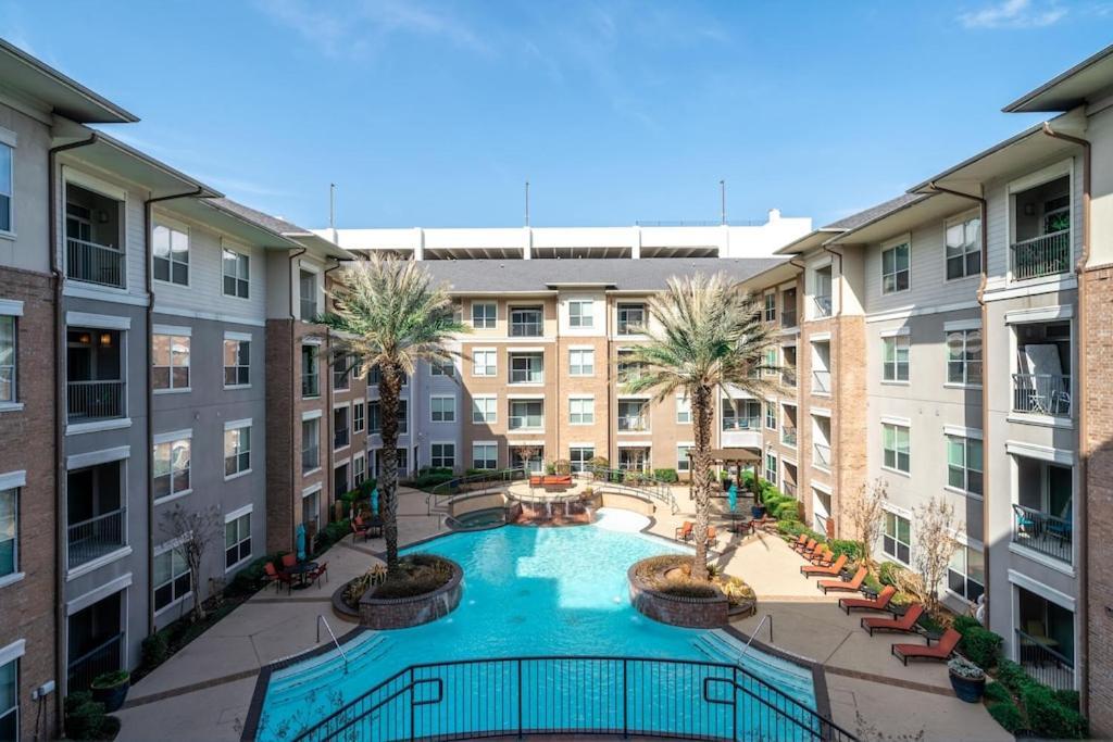 A Touch Of Class Houston Exterior photo